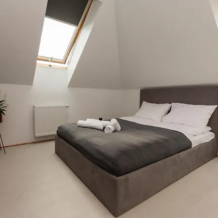 شقة Apartament Bulwar 7 أوسترودا